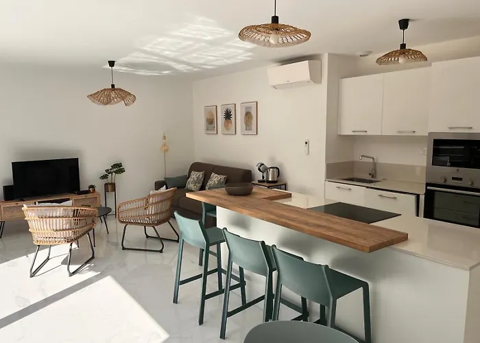 Apartment Paisible Au Coeur Des Oliviers, A Deux Pas De Bonifacio (Corsica)
