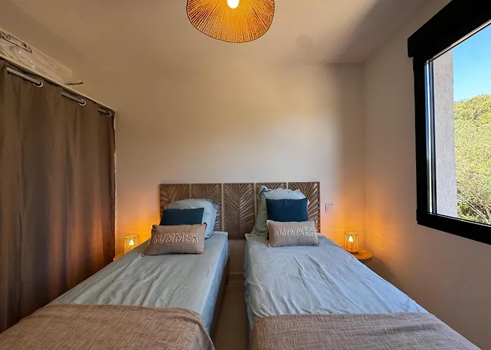 Apartment Paisible Au Coeur Des Oliviers, A Deux Pas De Bonifacio (Corsica)